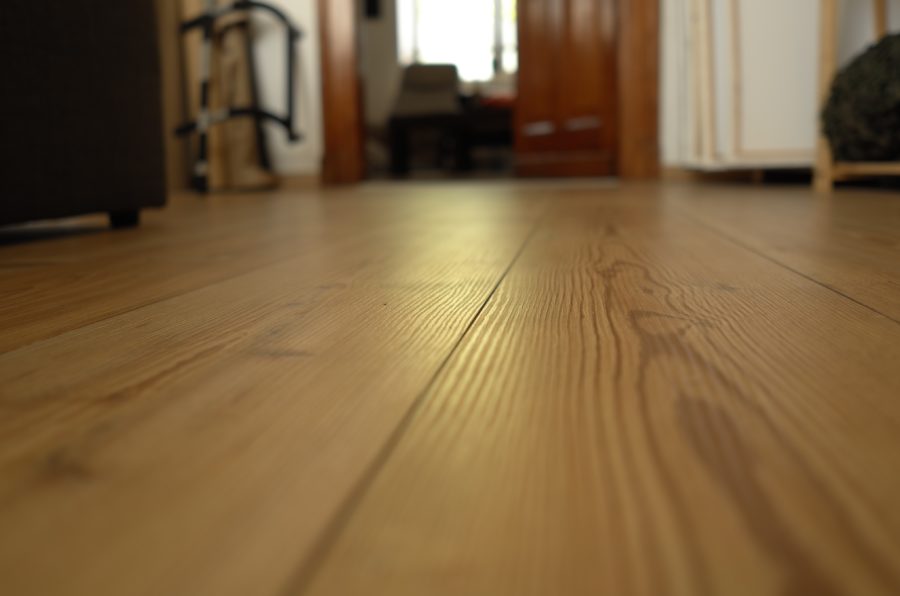 Holz / Laminat / Parkett / Boden